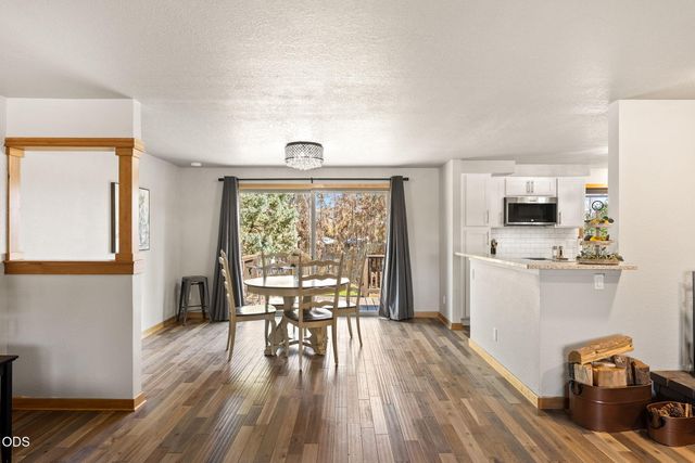 1430 NE Sharkey Terrace, Bend, OR 97701