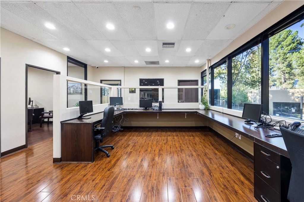 23275 S Pointe Drive, Laguna Hills, CA 92653 — exterior