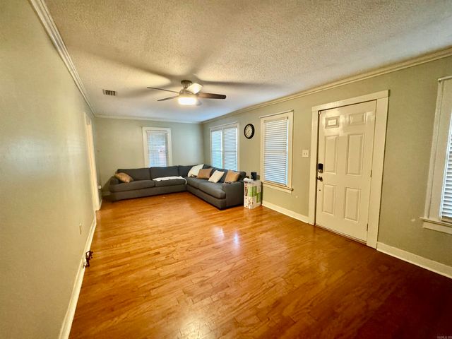 7108 Mabelvale Pike, Little Rock, AR 72209