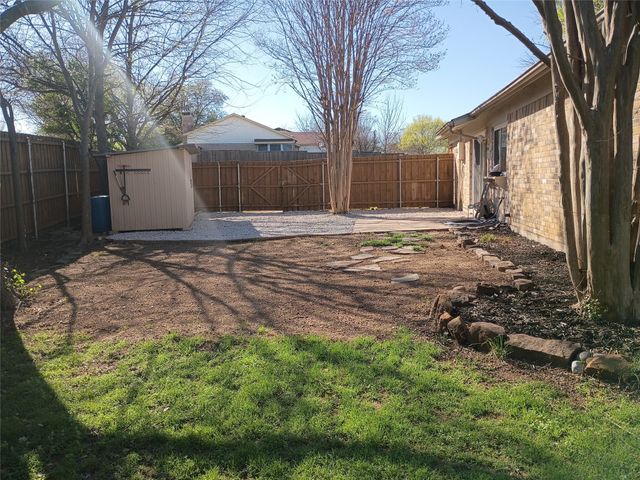 5818 Townshire Road, Garland, TX 75044