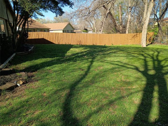 5818 Townshire Road, Garland, TX 75044