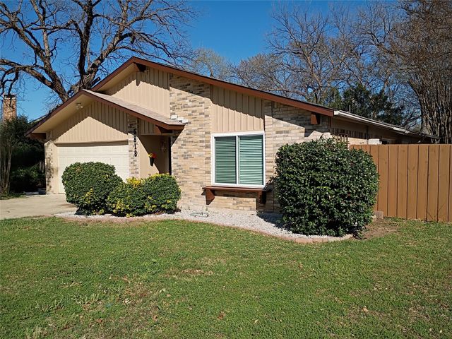 5818 Townshire Road, Garland, TX 75044