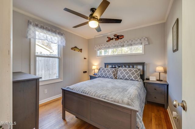 2440 Broad Street, Bristol, TN 37620