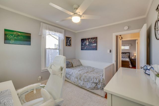 2440 Broad Street, Bristol, TN 37620