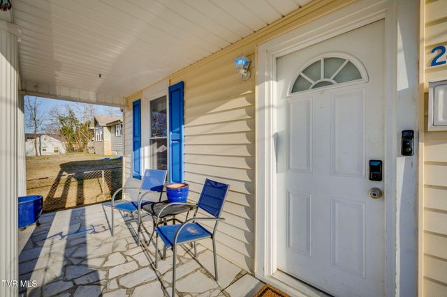 2440 Broad Street, Bristol, TN 37620