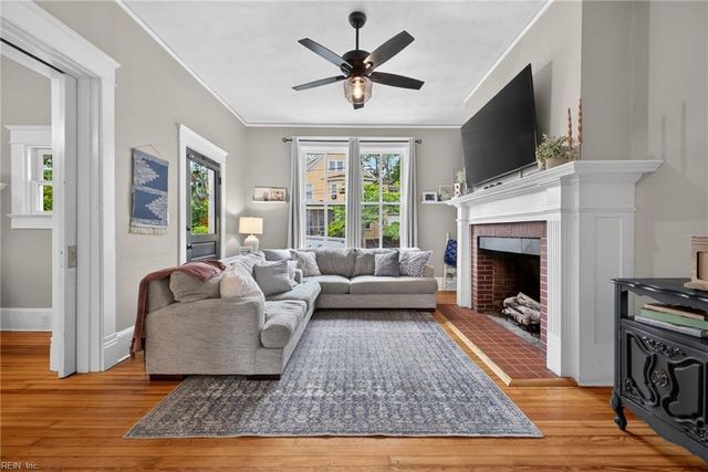 213 Bosley Ave, Suffolk, VA 23434