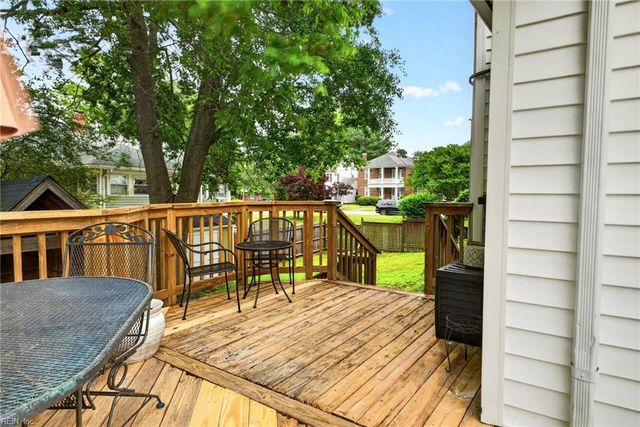 213 Bosley Ave, Suffolk, VA 23434