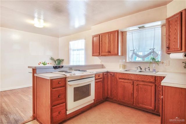 1010 E 12th Street, Mission, TX 78572