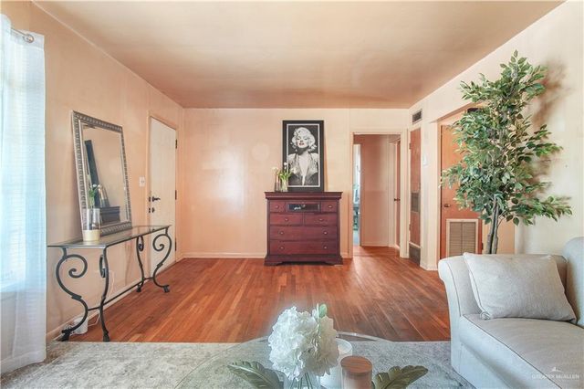1010 E 12th Street, Mission, TX 78572