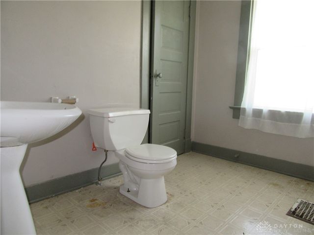 607 Carlisle Avenue, Dayton, OH 45410