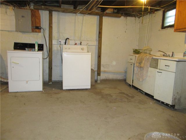 607 Carlisle Avenue, Dayton, OH 45410