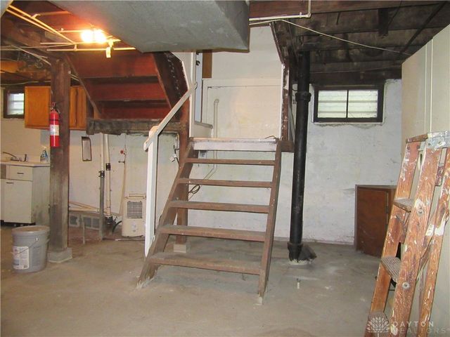 607 Carlisle Avenue, Dayton, OH 45410