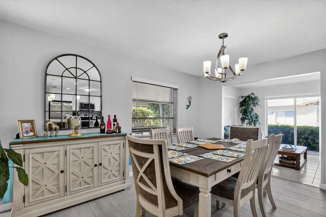 6277 Overland Place, Delray Beach, FL 33484