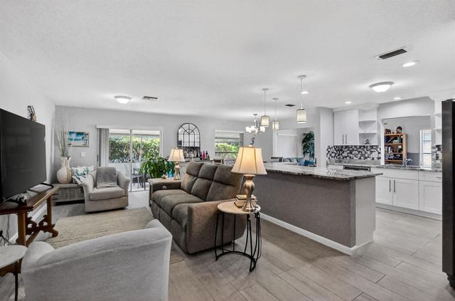 6277 Overland Place, Delray Beach, FL 33484