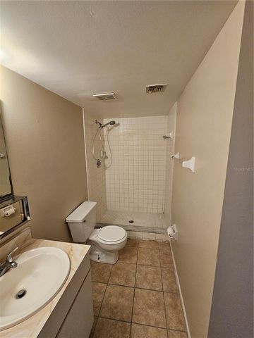 8225 FAIRWAYS CIRCLE F102, Ocala, FL 34472