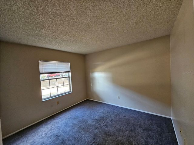 8225 FAIRWAYS CIRCLE F102, Ocala, FL 34472