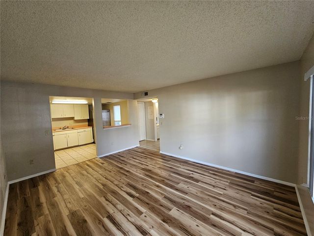 8225 FAIRWAYS CIRCLE F102, Ocala, FL 34472