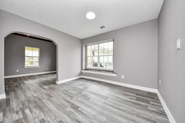 837 Fowlkes Street, Sealy, TX 77474