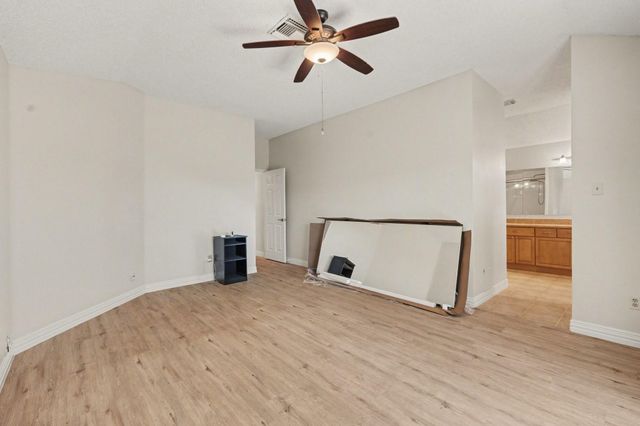 9806 Paddock Court, Houston, TX 77065