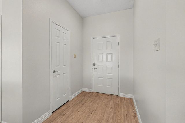 9806 Paddock Court, Houston, TX 77065