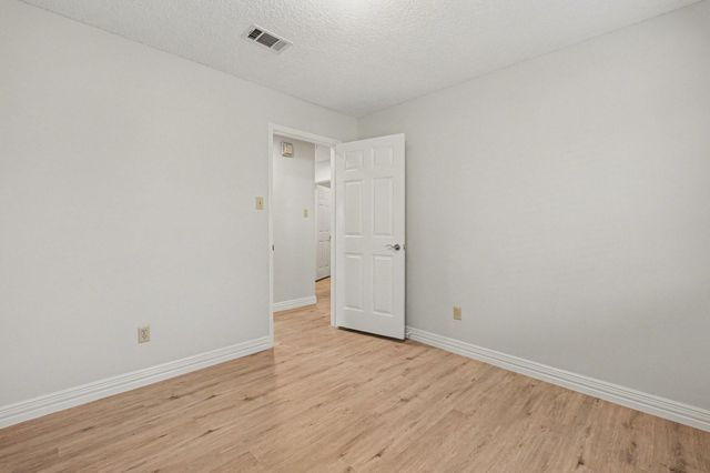 9806 Paddock Court, Houston, TX 77065