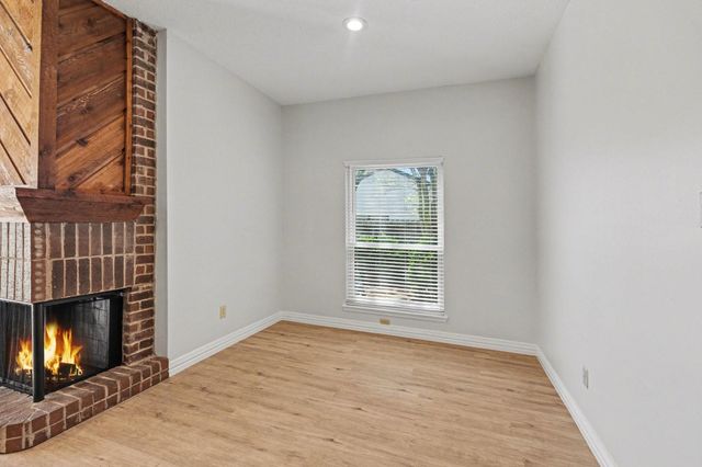 9806 Paddock Court, Houston, TX 77065