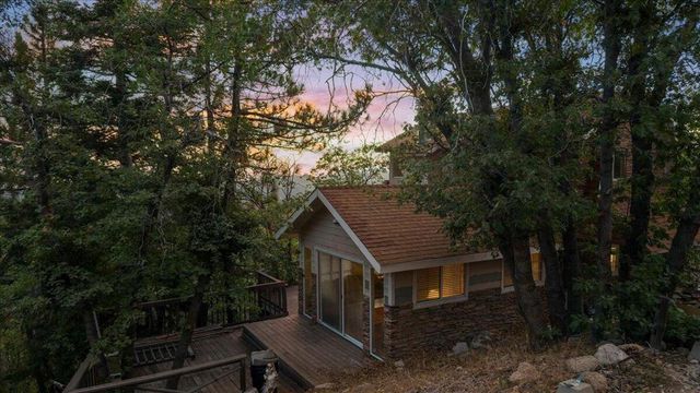 2190 Tank Road, Running Springs, CA 92382