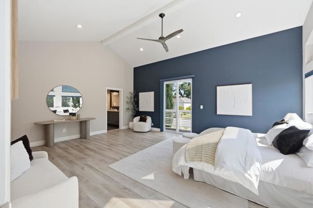 300 De Anza Avenue, San Carlos, CA 94070