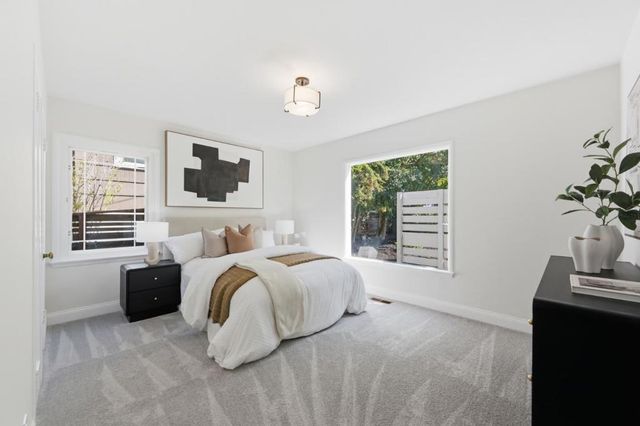 300 De Anza Avenue, San Carlos, CA 94070
