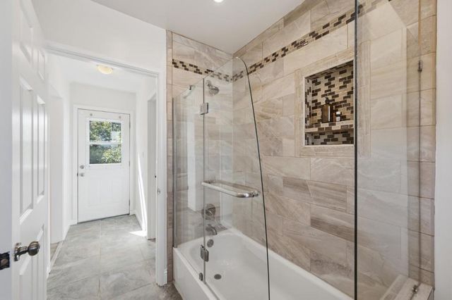 300 De Anza Avenue, San Carlos, CA 94070