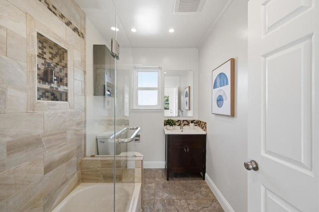 300 De Anza Avenue, San Carlos, CA 94070