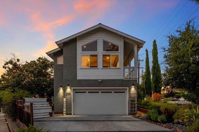 300 De Anza Avenue, San Carlos, CA 94070
