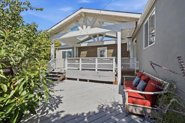 300 De Anza Avenue, San Carlos, CA 94070