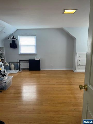 10-16 Burbank Street, Fair Lawn, NJ 07410