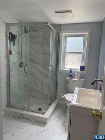 10-16 Burbank Street, Fair Lawn, NJ 07410