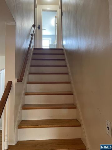 10-16 Burbank Street, Fair Lawn, NJ 07410