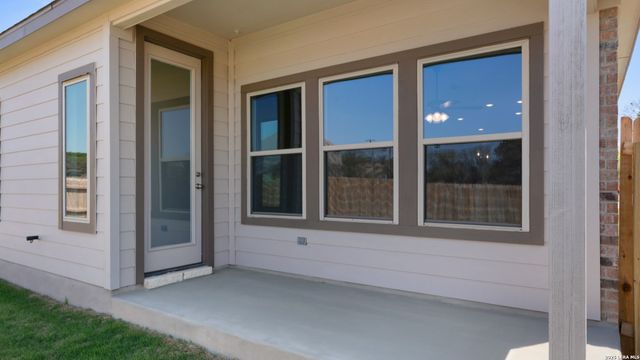 1685 COUSER AVENUE, New Braunfels, TX 78132