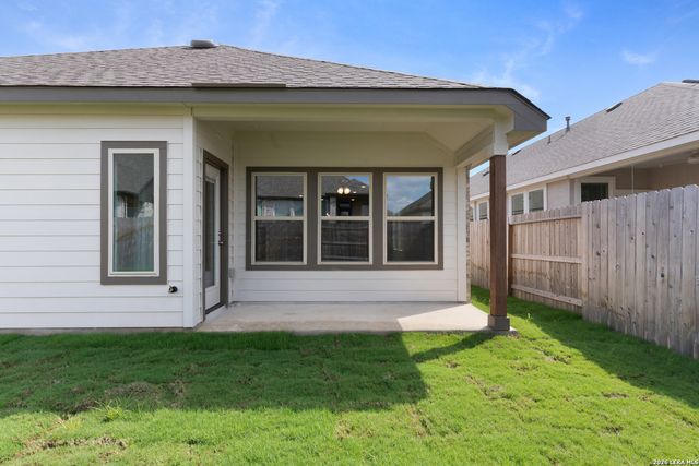 1685 COUSER AVENUE, New Braunfels, TX 78132