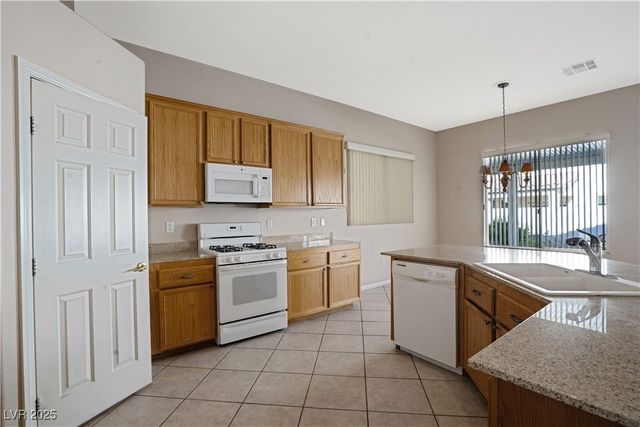 294 Harpers Ferry Avenue, Las Vegas, NV 89148