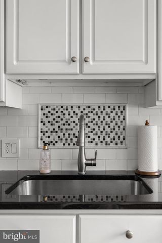 1118 COOPERSKILL RD, Cherry Hill, NJ 08034