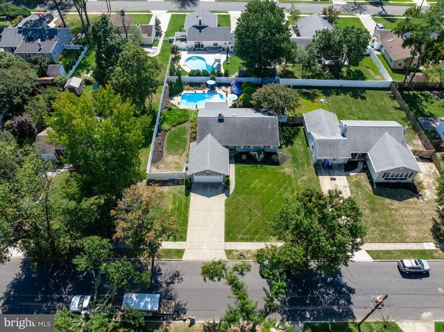 1118 COOPERSKILL RD, Cherry Hill, NJ 08034