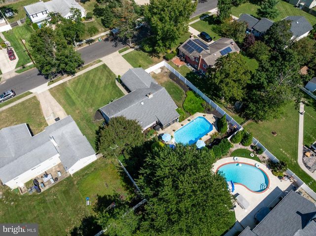 1118 COOPERSKILL RD, Cherry Hill, NJ 08034