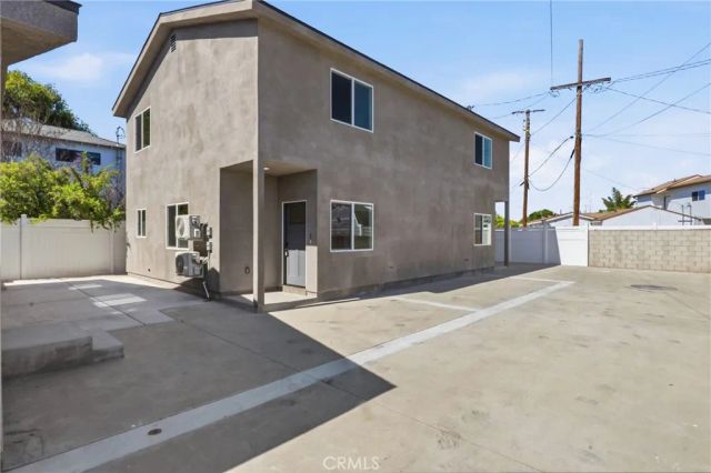 5711 Rocket, Lakewood, CA 90713