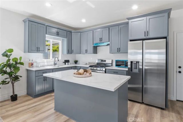 5711 Rocket, Lakewood, CA 90713