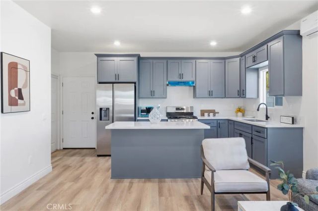 5711 Rocket, Lakewood, CA 90713
