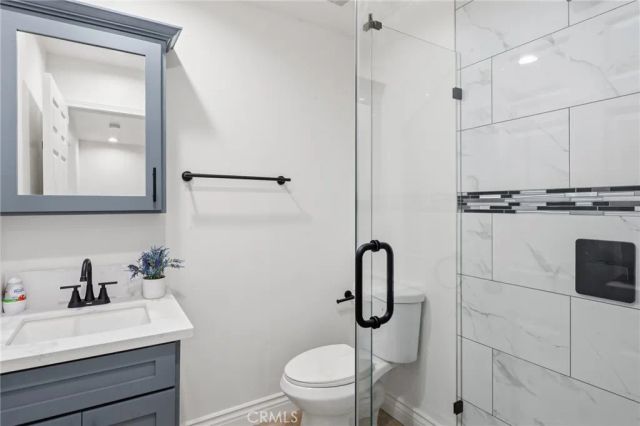 5711 Rocket, Lakewood, CA 90713