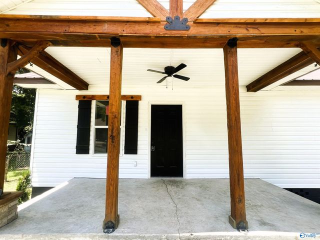 1205 Arthur Street, Gadsden, AL 35903