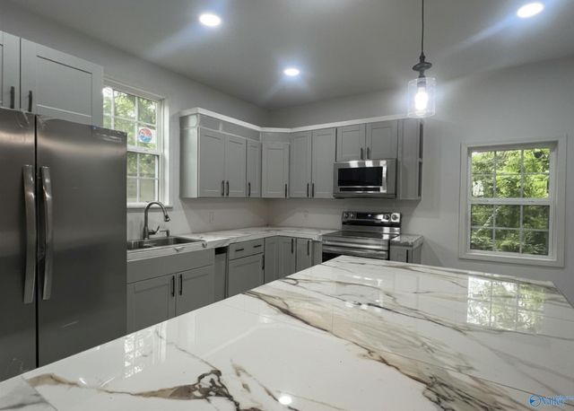 1205 Arthur Street, Gadsden, AL 35903