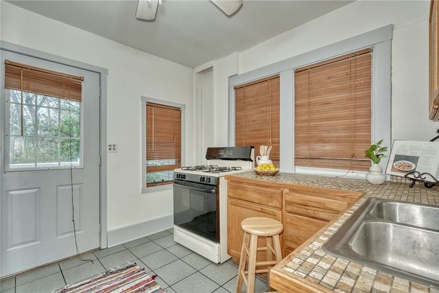 397 Sawyer Street, Rochester, NY 14619
