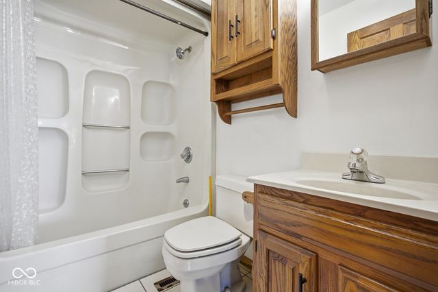 14314 N Morris Washington Street, Batesville, IN 47006